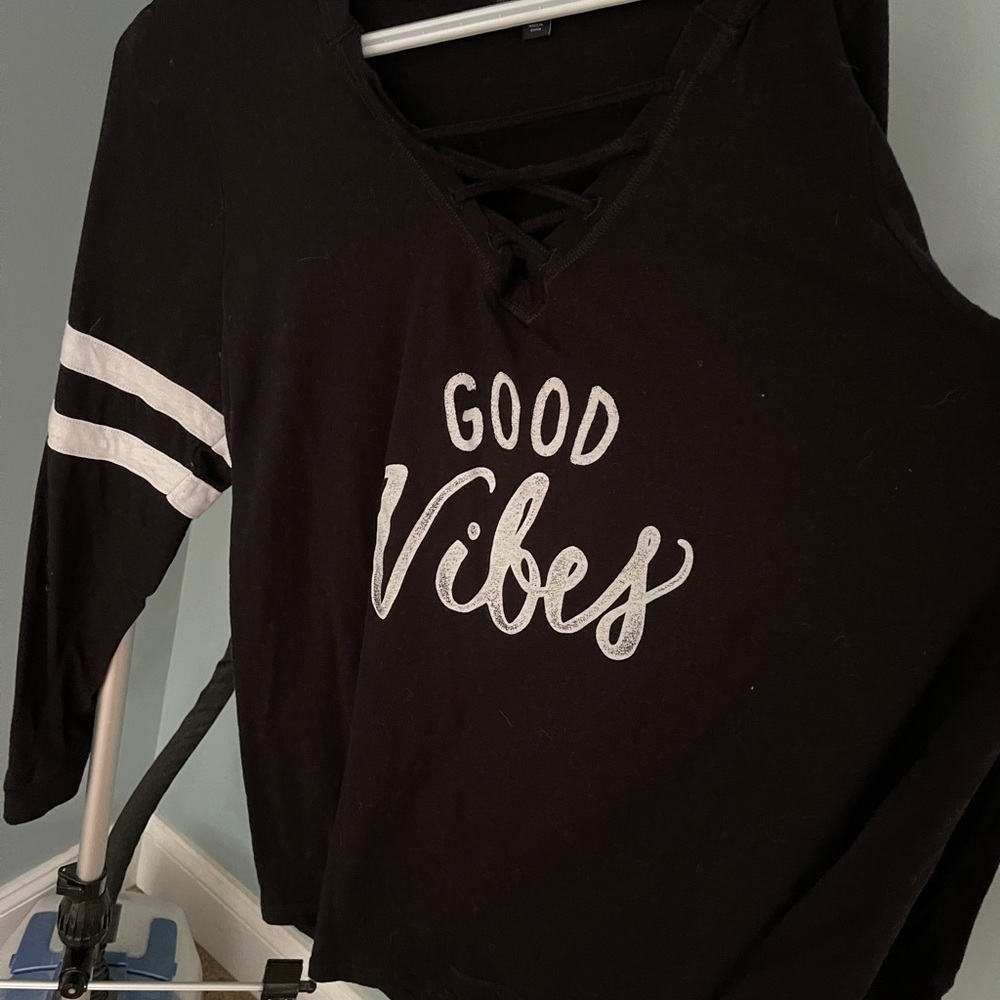 Torrid Size 2 (18/20) pullover hooded shirt
